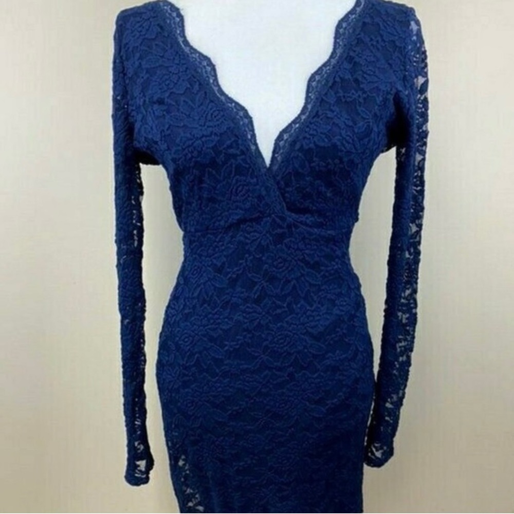 Lace mini